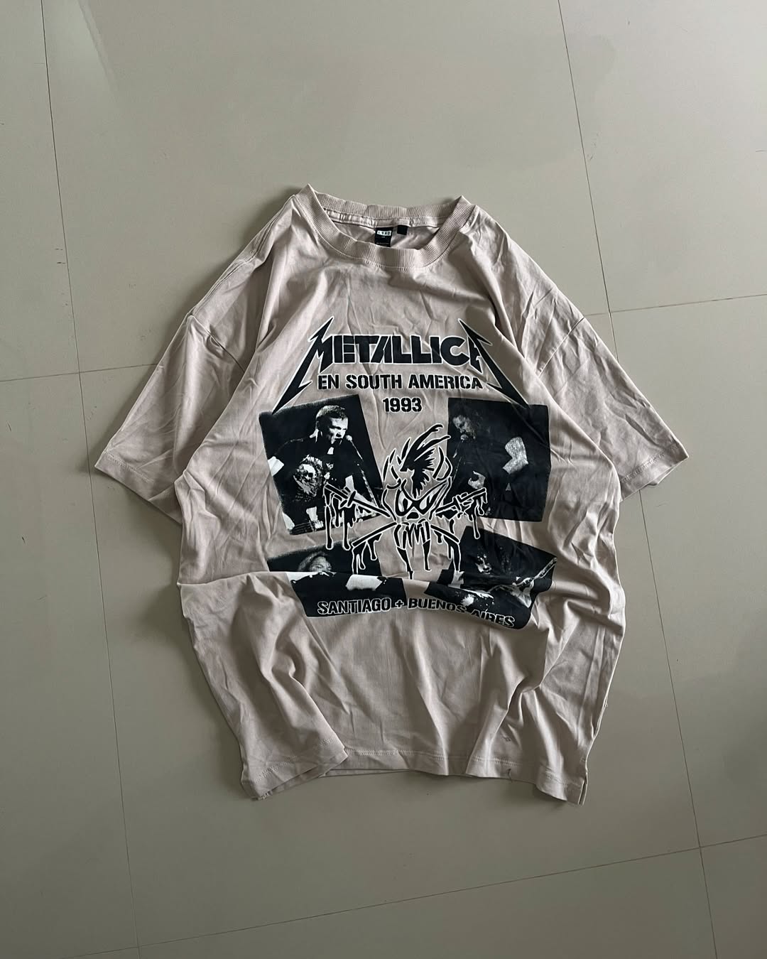 Beige-colored Metallica tour t-shirt featuring 1993 Santiago & Buenos Aires print