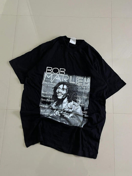 JUNKFITS Bob Marley black T-shirt with white portrait and handwritten song lyric design

