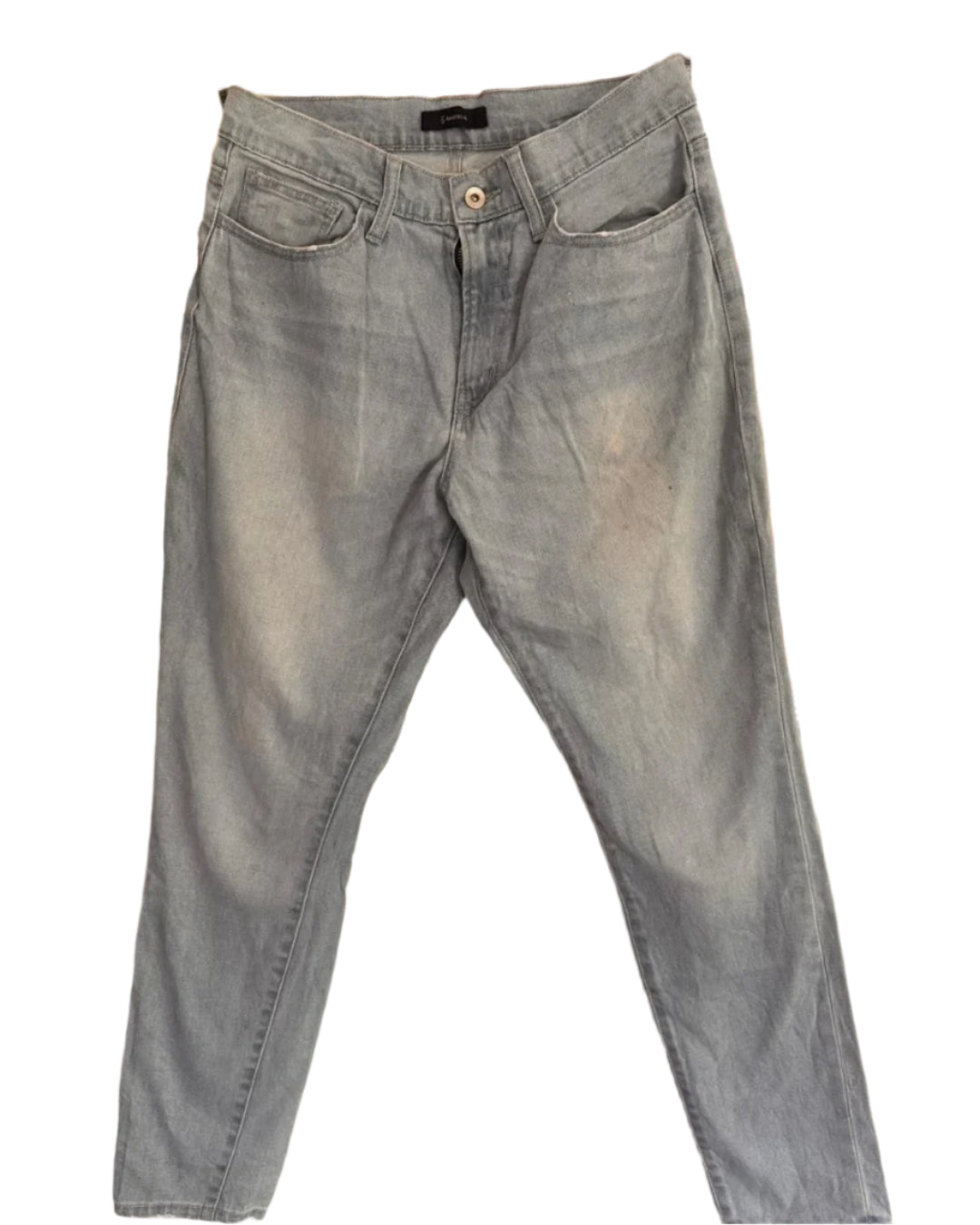  Front view of Junk Fits Branded Baggy Jeans